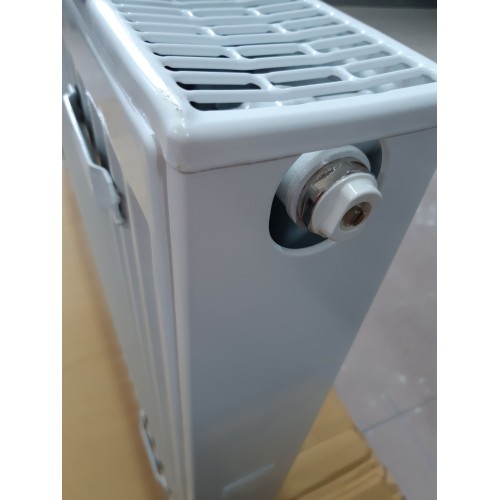 BAZÁR Kermi Therm X2 Profil-V panelový radiátor 22 600 / 1000 FTV220601001R1K POŠKODENÝ!