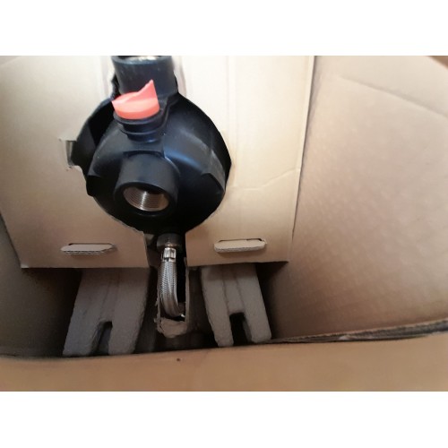 BAZÁR GARDENA 3000/4 domáca vodáreň, 600W, 9020-29 POŠKODENÁ ZÁTKA A ORIG. OBAL!!