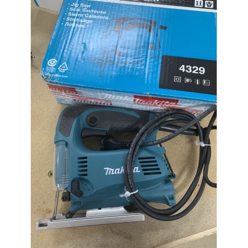 BAZÁR Makita 4329 Priamočiara píla s reguláciou a predkyvom, 450W ROZBALENÉ!!