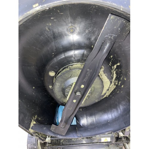 BAZÁR Makita DLM481Z Aku kosačka s pojazdom 480mm Li-ion LXT 2x18V bez aku Z