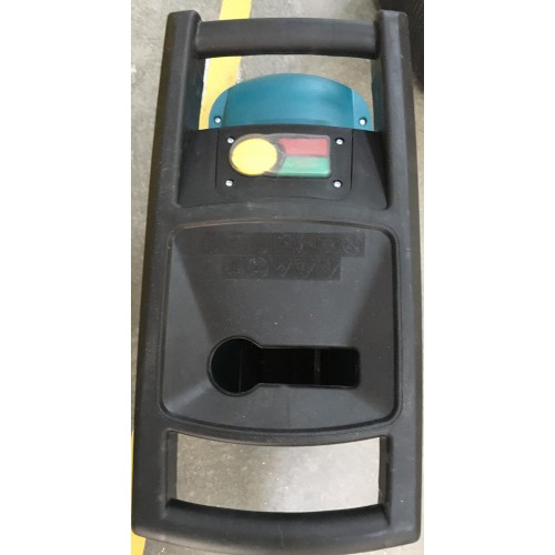 VÝPREDAJ Makita Záhradný drvič konárov UD2500 PO SERVISE, POUŽITÝ, FUNKČNÉ !!!!