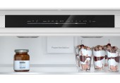 Bosch Séria 6 Zabudovateľná chladnička s mrazničkou dole, ploché panty KBN96ADD0