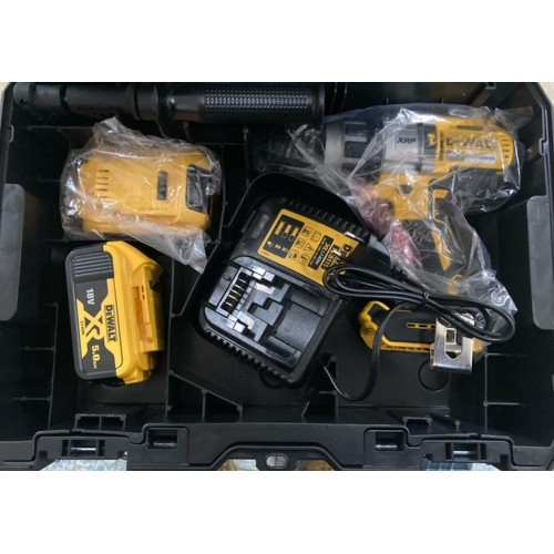 BAZÁR DeWALT DCD996P2 Aku bezuhlíková vŕtačka s príklepom XRP kufor TSTAK (18V/2x5,0Ah)