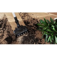 BAZÁR!! Bosch Unlimited 7 Aku vysávač (18V/3,0Ah) BBS711W PO SERVISE!!