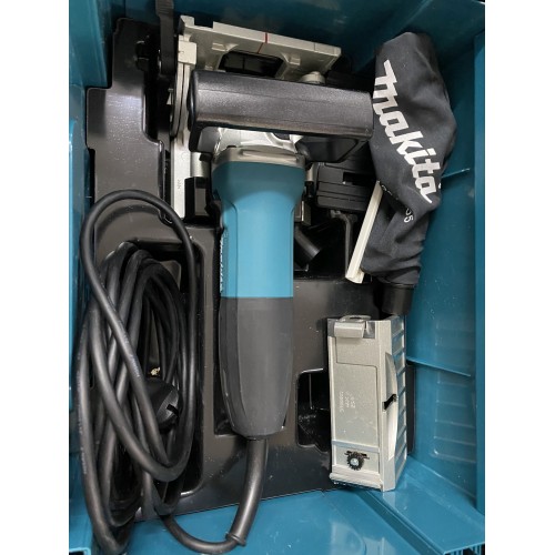 BAZÁR Makita PJ7000J Štrbinová frézka 701W, MAKPAC 3 PO SERVISE!!