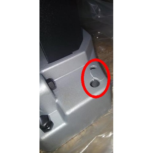 VÝPREDAJ METABO DH 330 Hobľovačka, 0200033000 POŠKODENÁ ZÁKLADNÁ DOSKA, POŠKODENÝ OBAL!!!