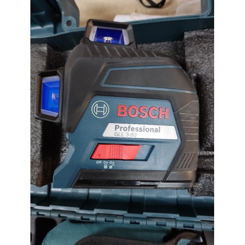 BAZÁR BOSCH GLL 3-80 Professional krížový laser + 4x 1,5 V AA 06159940KD