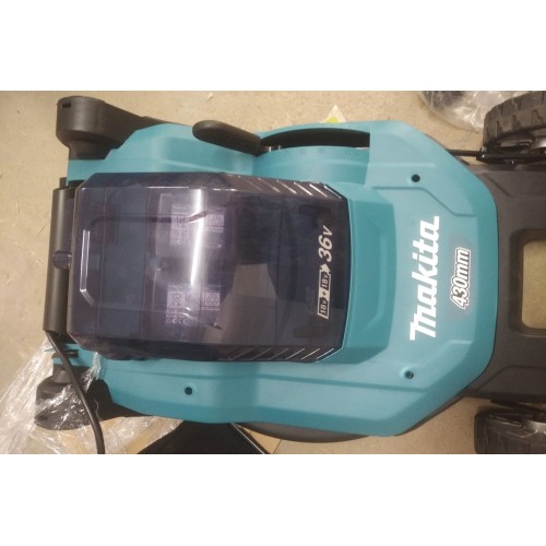 BAZÁR Makita DLM432PT2 Aku kosačka 430mm Li-ion LXT (2x5,0Ah/18V) PO SERVISE!!