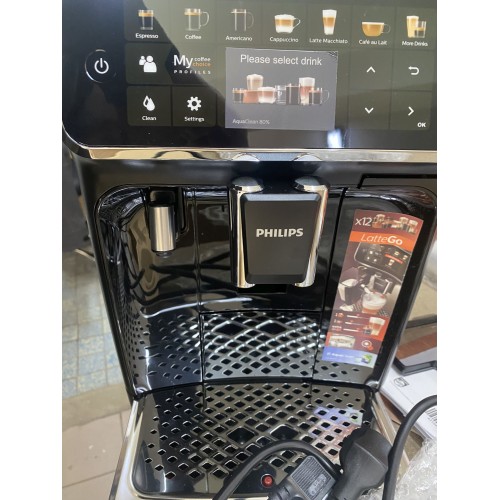 BAZÁR Philips Series 5400 LatteGo Automatický kávovar EP5441/50 POUŽITÉ, PO SERVISE!!