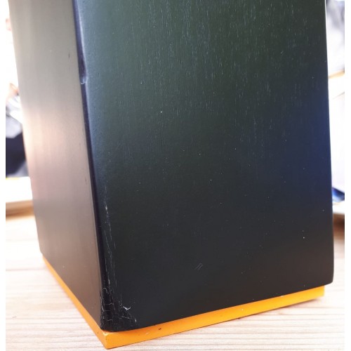 BAZÁR FISKARS Functional Form blok čierny s 5 nožmi (102638) 1014190 POŠKODENÝ BLOK!!