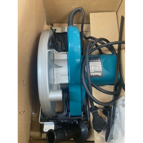 BAZÁR Makita N5900B Ručná kotúčová píla 230mm, 2000W CHÝBA KRÍDLOVÁ MATICA PARARELNÉHO DOR