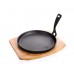 BANQUET Panvica liatinová na drevenom lopári 22cm Grada 40LP002