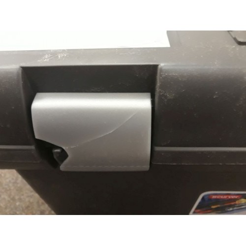 VÝPREDAJ CURVER Kufor na náradie PREMIUM XL 02935-976 PRASKNUTÝ KLIP A VRCHNÝ BOX !!!!