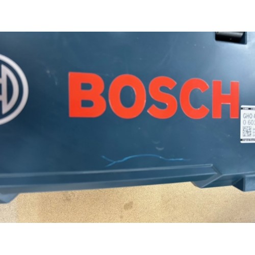BAZÁR BOSCH GHO 40-82 C hoblík 850W 060159A76A POŠKODENÝ KUFR!!