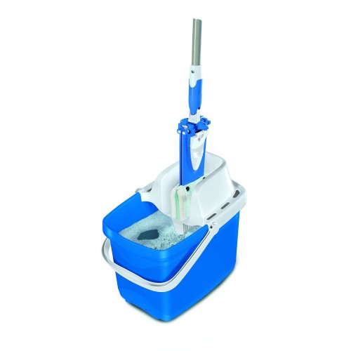 LEIFHEIT Leifheit sada Combi Clean mop + vedro, modrá 55326 LEIFHEIT Leifheit sada Combi Clean mop + vedro, modrá 55326