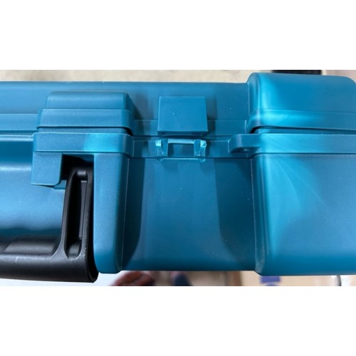 BAZÁR Makita HR2470X16 SDS-Plus Kombinované kladivo s příslušenstvím 2,4J, 780W+D-46361 PO