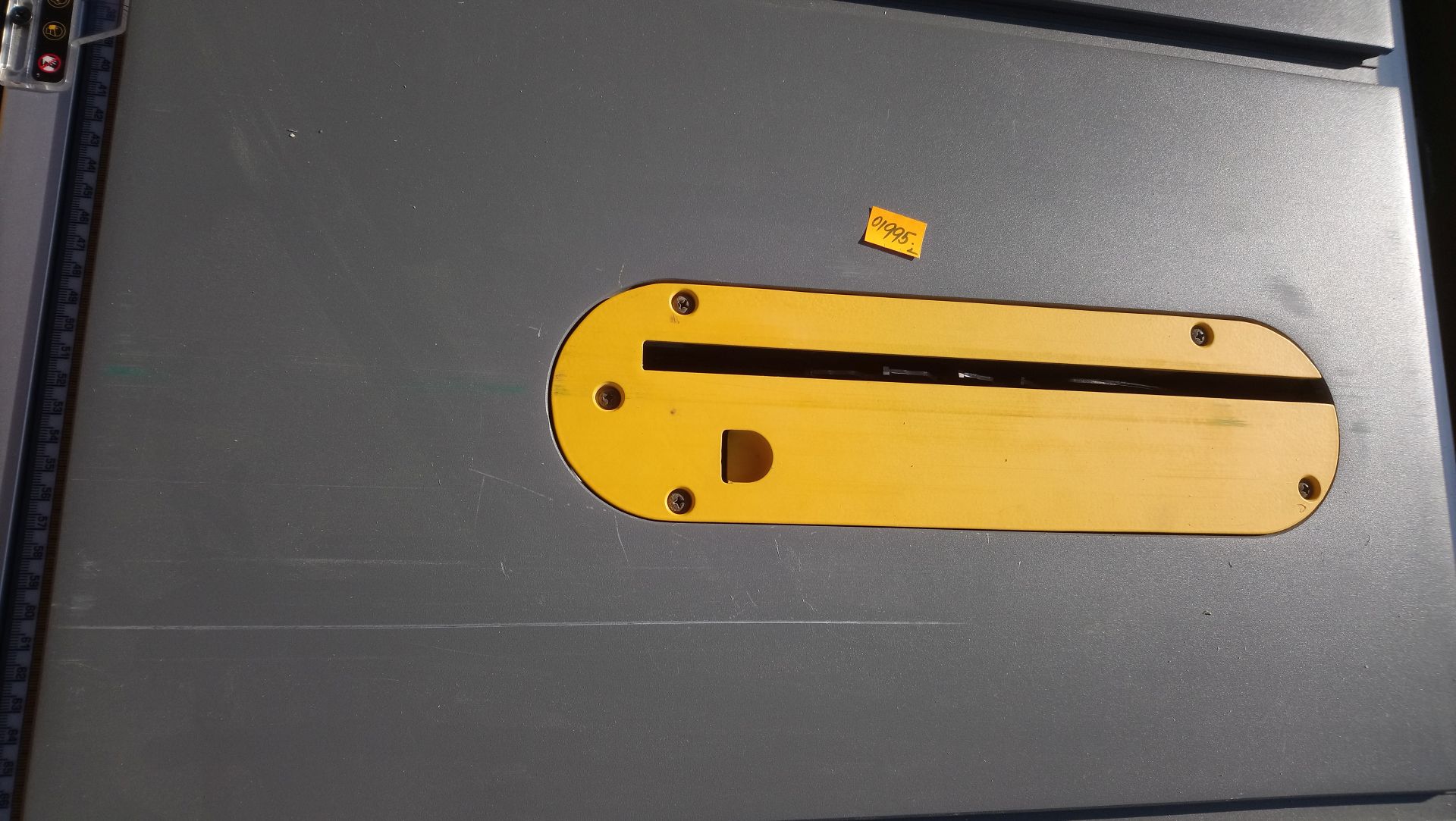 BAZÁR DeWALT Stolná okružná píla 2 000 W, 250 mm DWE7492 PO SERVISE, 1x POUŽITÉ !!!