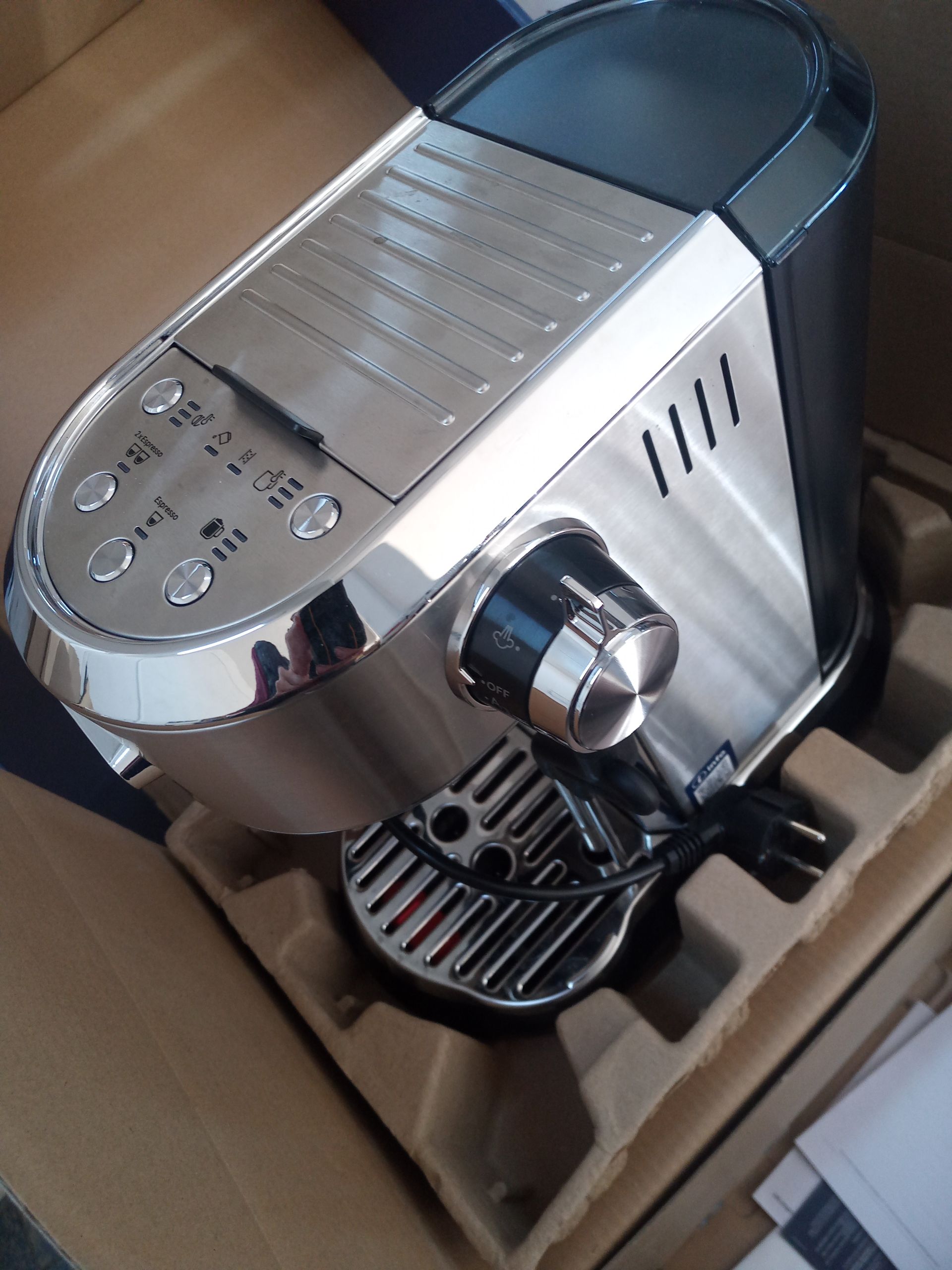 VÝPREDAJ DeLonghi Dedica Maestro Plus EC950.M pákový kávovar POUŽITÉ OPRAVA ČERPADLA